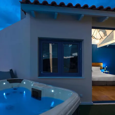 Lotus Hotel